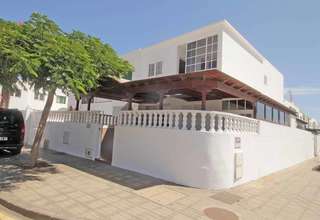 Zweifamilienhaus zu verkaufen in Playa Honda, San Bartolomé, Lanzarote. 